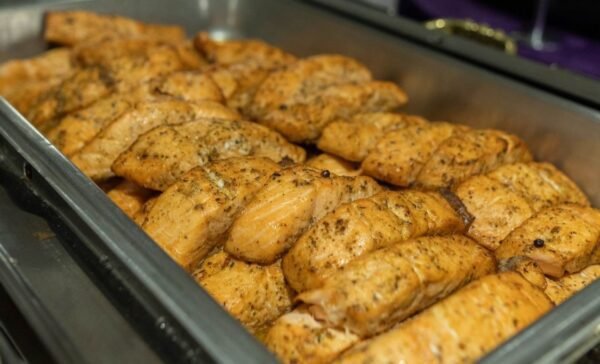 Salmon (Large tray)